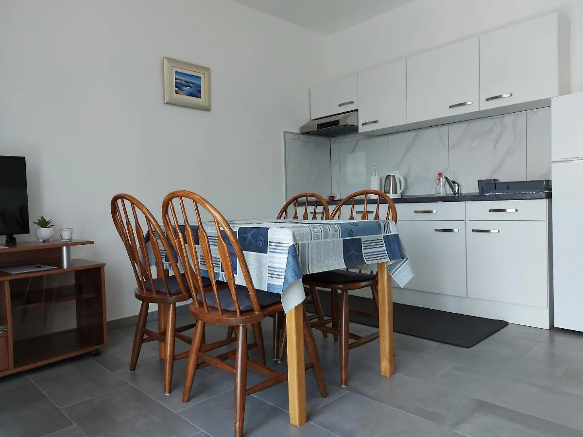 Apartment Apartmani Mare Novi Vinodolski